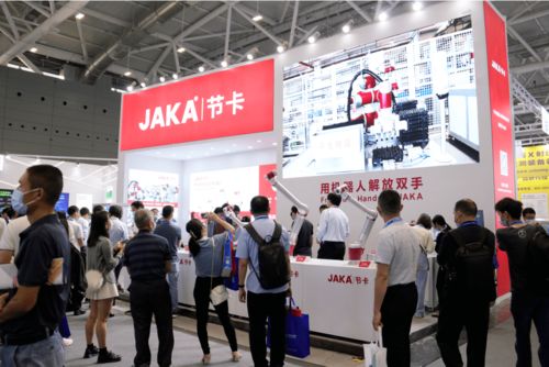 节卡机器人 建构智慧工厂 全面布局工业4.0